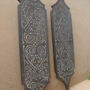 ONE PAIR Carved Wooden Shield Tribal Native Head hunter Tribe Borneo Dayak ARMOR