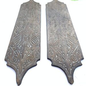 TWO TRIBAL carved shield (Height: 310mm)  Native Head hunter Tribe Dayak Borneo ARMOR ART