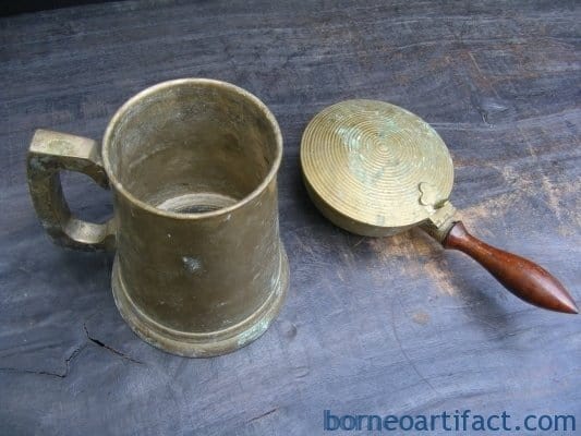 1949 wwii beer mug cup frying pan military ware war object roaster saucepan camping WWIIBEERMUGCUP&FRYINGPANMilitaryWarObjectRoasterSaucepanCamping