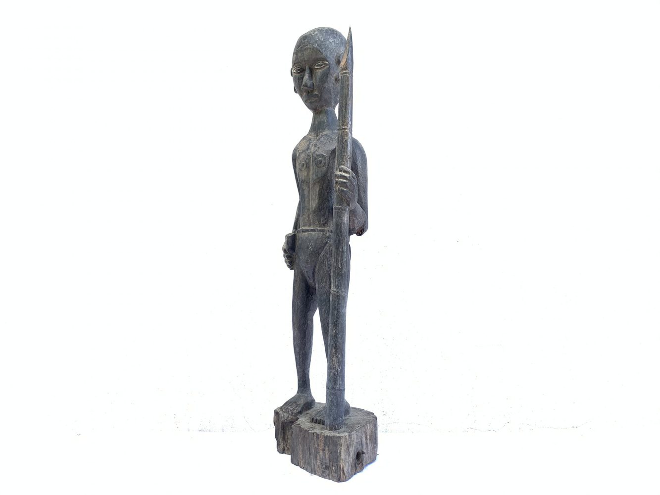 MASSIVE 840mm DAYAK WARRIOR and SPEAR Antique Sculpture Artifact Borneo Headhunter MASSIVE 840mm DAYAK WARRIOR and SPEAR Antique Sculpture Artifact Borneo Headhunter