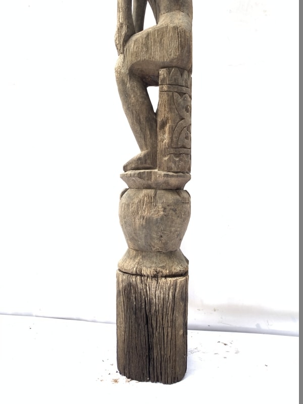 FEMALE FERTILITY GUARDIAN 1140mm POLE STATUE Aged Asian Sculpture Figure Borneo FEMALE FERTILITY GUARDIAN 1140mm POLE STATUE Aged Asian Sculpture Figure Borneo