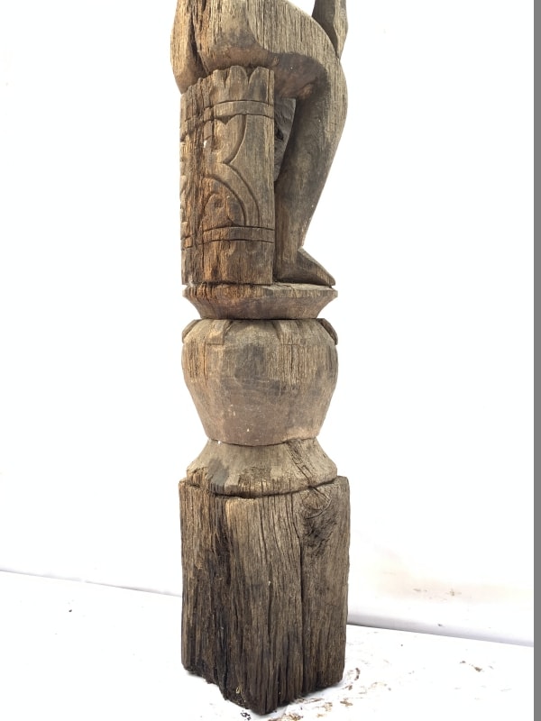FEMALE FERTILITY GUARDIAN 1140mm POLE STATUE Aged Asian Sculpture Figure Borneo FEMALE FERTILITY GUARDIAN 1140mm POLE STATUE Aged Asian Sculpture Figure Borneo
