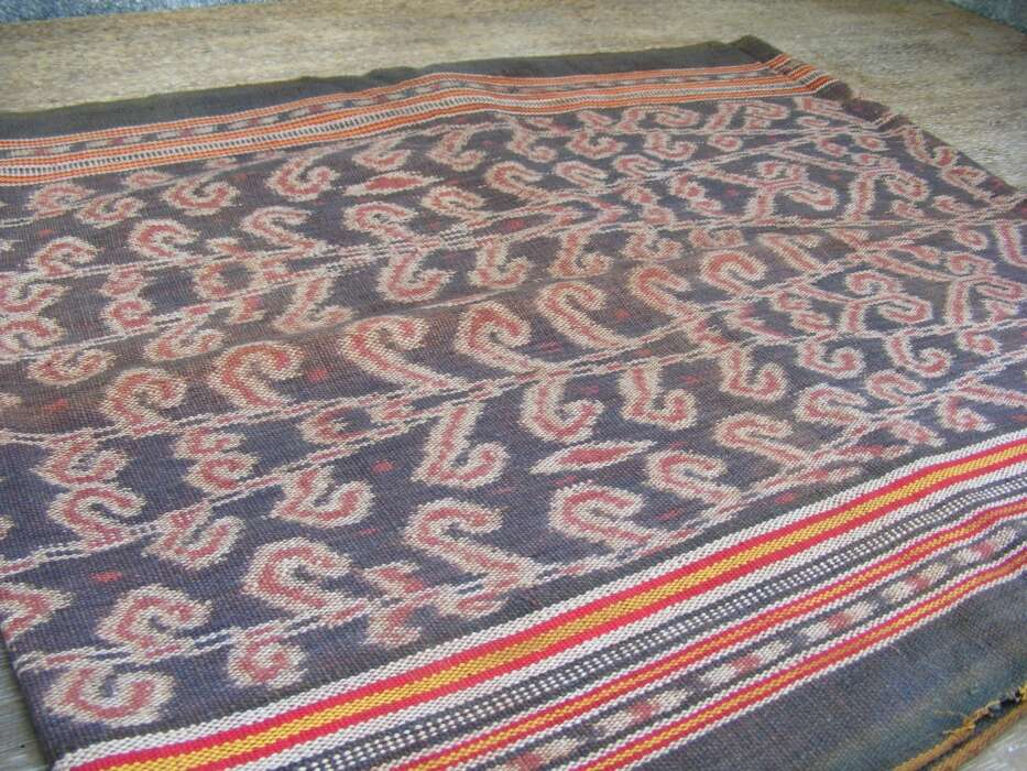 OLD Bidang RARE Creeper Motif Cultural Skirt Cloth SARONG LADIES GARMENT #5 OLD Bidang RARE Creeper Motif Cultural Skirt Cloth SARONG LADIES GARMENT #5