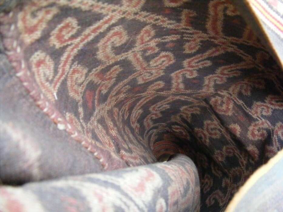 OLD Bidang RARE Creeper Motif Cultural Skirt Cloth SARONG LADIES GARMENT #5 OLD Bidang RARE Creeper Motif Cultural Skirt Cloth SARONG LADIES GARMENT #5