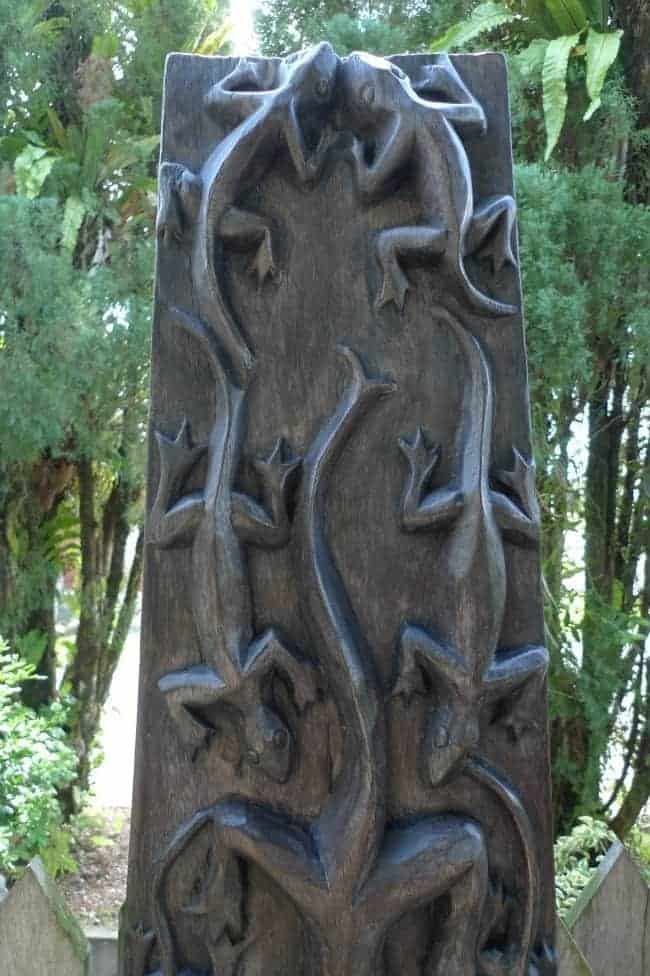 tribal motif crocodile panel 81.5″x15.7″ wood carving wall art sculpture painting TRIBALMOTIFCROCODILEPANEL.&#;.WoodCarvingWallArtSculpturePainting