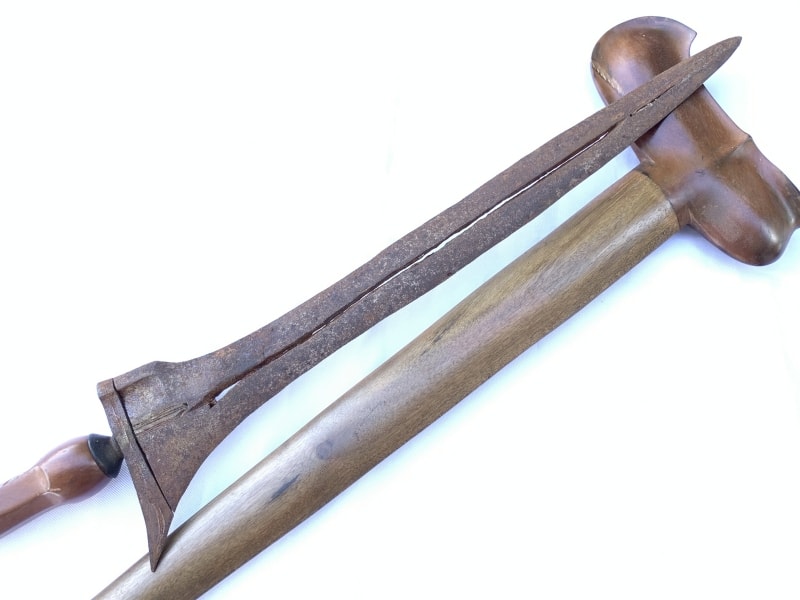 Traditional Knife Traditional Knife