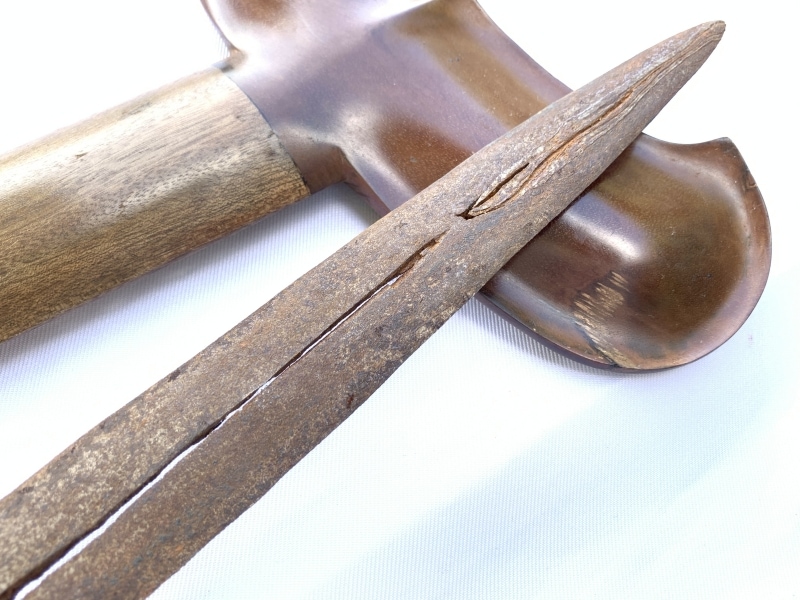 CENDANA 510mm EXPENSIVE WOOD KERIS Weapon Knife Sword Dagger Kris Blade Silat CENDANA 510mm EXPENSIVE WOOD KERIS Weapon Knife Sword Dagger Kris Blade Silat