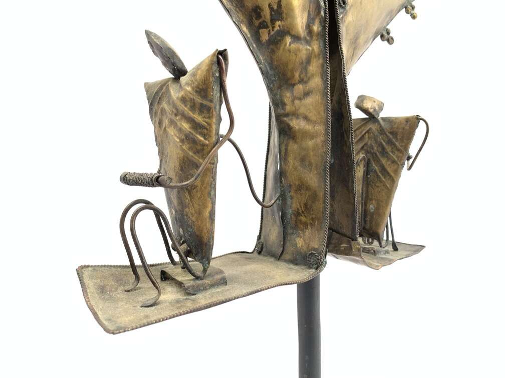 Old Jewelry (XXXL 570mm On Stand) Sumba Aristocrat Mamuli Ornament Wealth Status Brass Statue Old Jewelry (XXXL 570mm On Stand) Sumba Aristocrat Mamuli Ornament Wealth Status Brass Statue