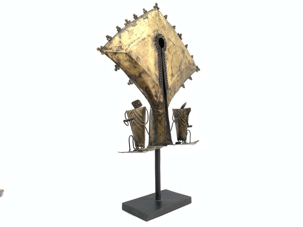 Old Jewelry (XXXL 570mm On Stand) Sumba Aristocrat Mamuli Ornament Wealth Status Brass Statue Old Jewelry (XXXL 570mm On Stand) Sumba Aristocrat Mamuli Ornament Wealth Status Brass Statue