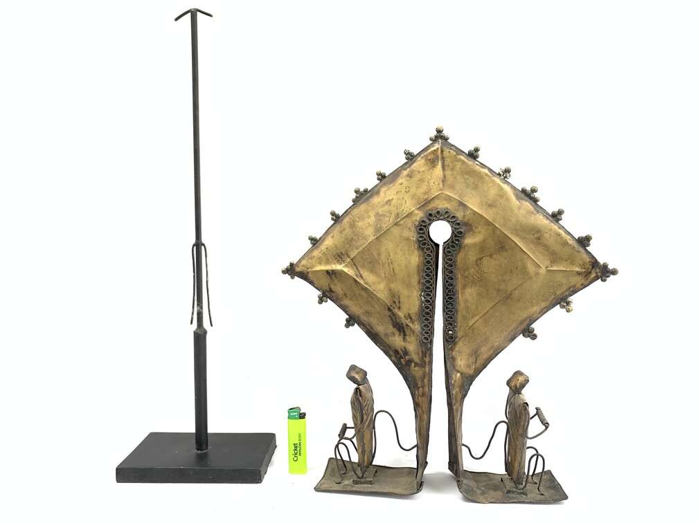 Old Jewelry (XXXL 570mm On Stand) Sumba Aristocrat Mamuli Ornament Wealth Status Brass Statue Old Jewelry (XXXL 570mm On Stand) Sumba Aristocrat Mamuli Ornament Wealth Status Brass Statue