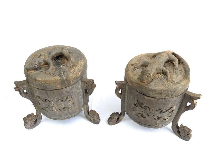 Traditional Container 180mm One Pair Tribal Box Lupong Medicine Jewelry Animal Statue Borneo Traditional Container 180mm One Pair Tribal Box Lupong Medicine Jewelry Animal Statue Borneo