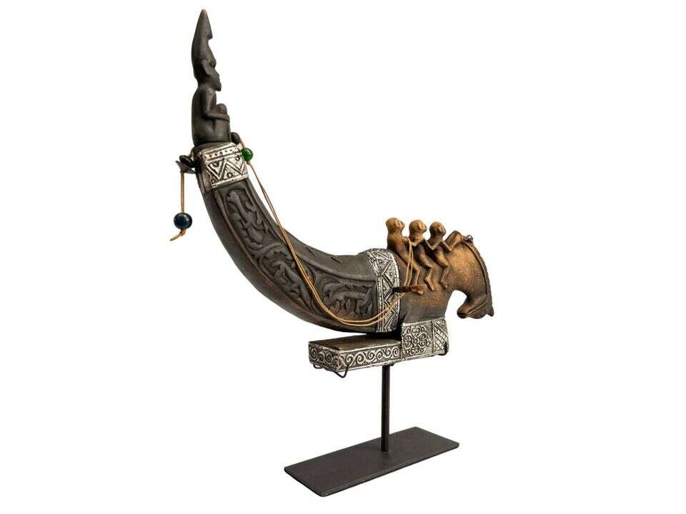 Medicine Chamber 490mm Naga Morsarang Old Buffalo Horn Container Statue Sculpture Figurine Batak Indonesia Medicine Chamber 490mm Naga Morsarang Old Buffalo Horn Container Statue Sculpture Figurine Batak Indonesia