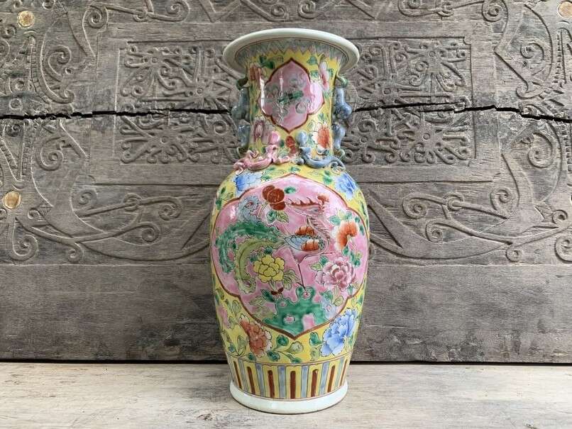 Peranakan Vase Jar Phoenix and Peonies Flower Pot Vase Pottery Feng Shui Baba Nyonya Peranakan Vase Jar Phoenix and Peonies Flower Pot Vase Pottery Feng Shui Baba Nyonya