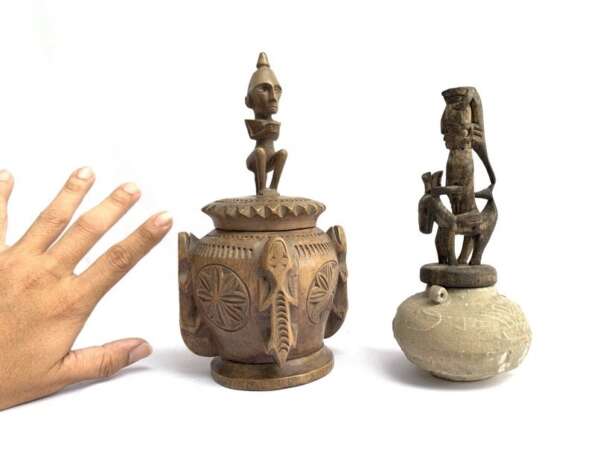Batak Chamber 1 Pair Container Box Jewelry Medicine Statue Sculpture Figurine Indonesia