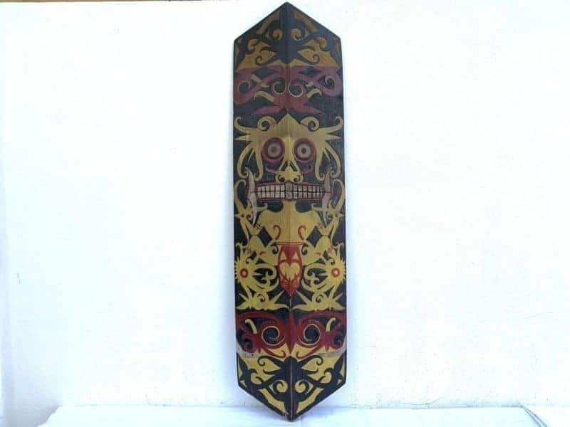Hand Painted 1240mm Dayak Shield Ceremonial Terabai Armor Borneo Wood Carving Painting Hand Painted 1240mm Dayak Shield Ceremonial Terabai Armor Borneo Wood Carving Painting