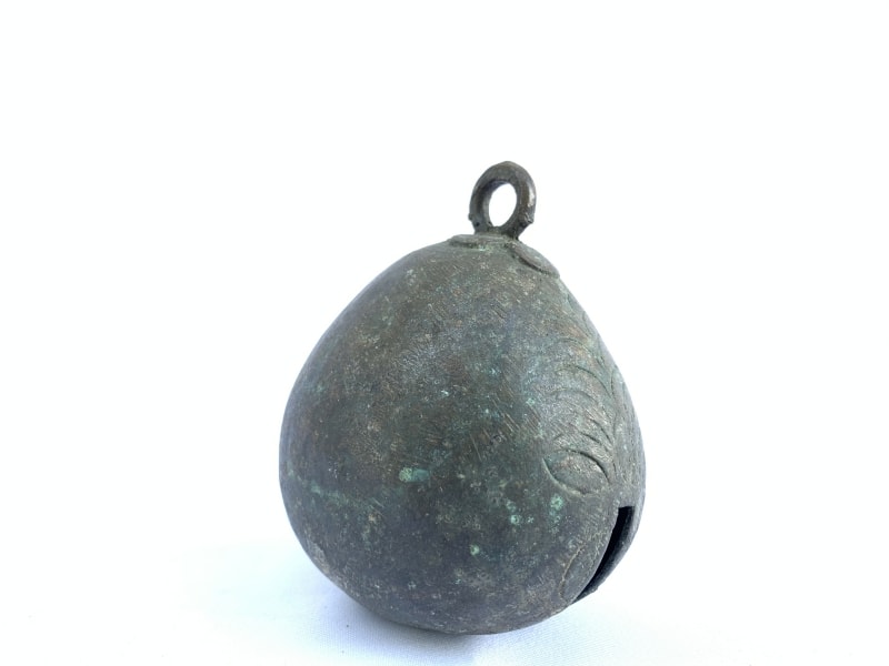 COW BELL 95mm ANTIQUE Herdsman Cattle Livestock Music Instrument Agricultural Tool Brass Cowbell COW BELL 95mm ANTIQUE Herdsman Cattle Livestock Music Instrument Agricultural Tool Brass Cowbell