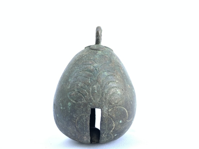 COW BELL 95mm ANTIQUE Herdsman Cattle Livestock Music Instrument Agricultural Tool Brass Cowbell COW BELL 95mm ANTIQUE Herdsman Cattle Livestock Music Instrument Agricultural Tool Brass Cowbell