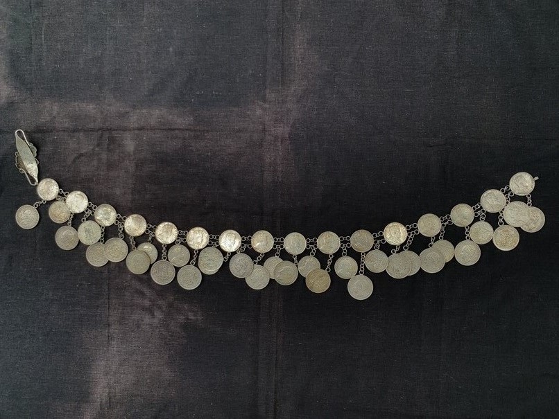 SILVER BELT 850mm( 47 pieces silver coin ) Antique Sterling Jewel Jewelry Borneo SILVER BELT 850mm( 47 pieces silver coin ) Antique Sterling Jewel Jewelry Borneo