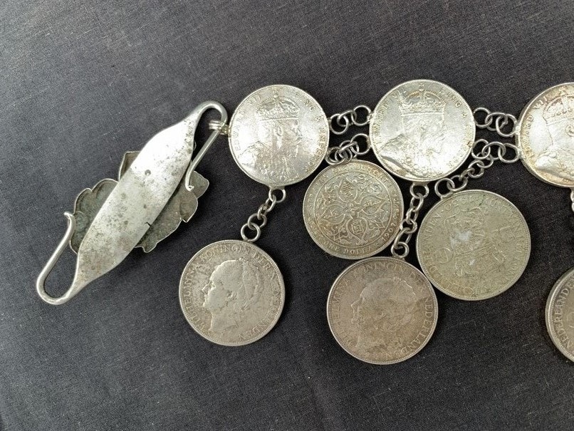 SILVER BELT 850mm( 47 pieces silver coin ) Antique Sterling Jewel Jewelry Borneo SILVER BELT 850mm( 47 pieces silver coin ) Antique Sterling Jewel Jewelry Borneo