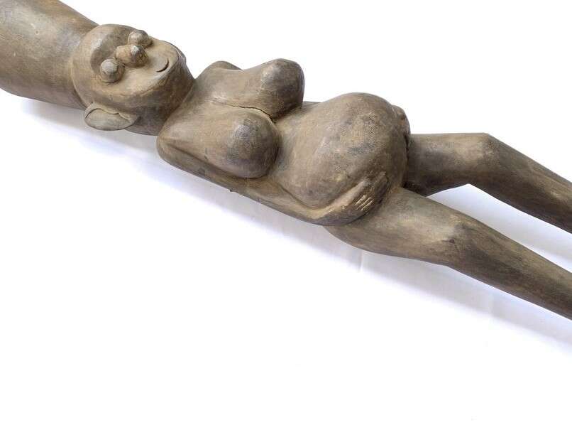 BALINESE WOMEN SCULPTURE 1200mm Bali Aga Tribe Statue Figure Figurine Jar BALINESE WOMEN SCULPTURE 1200mm Bali Aga Tribe Statue Figure Figurine Jar