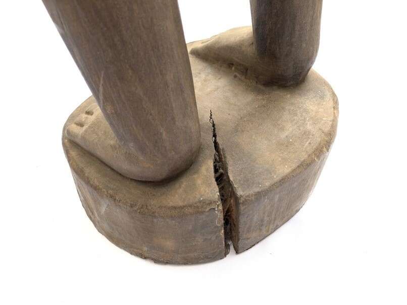 BALINESE WOMEN SCULPTURE 1200mm Bali Aga Tribe Statue Figure Figurine Jar BALINESE WOMEN SCULPTURE 1200mm Bali Aga Tribe Statue Figure Figurine Jar